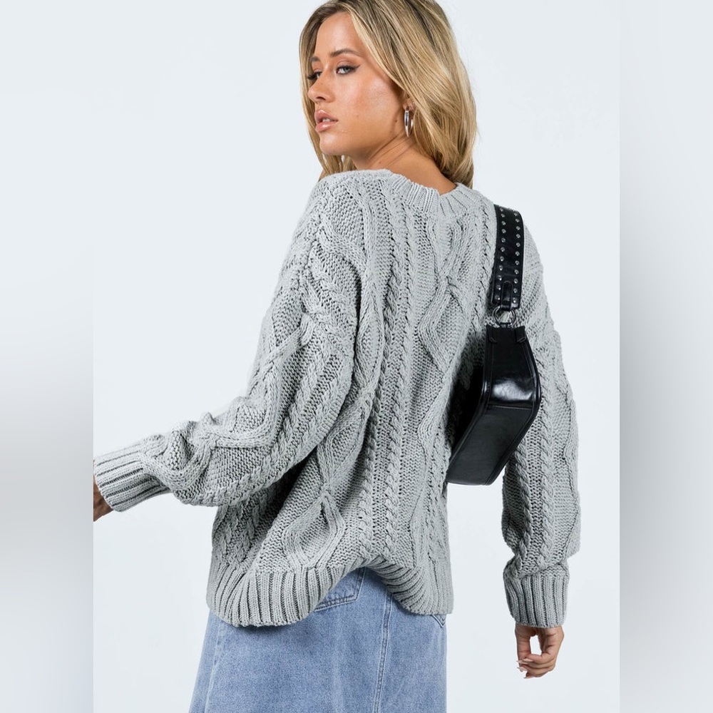 Princess Polly Anaya Oversized Cable Knit Sweater L/XL - Picture 2 of 6